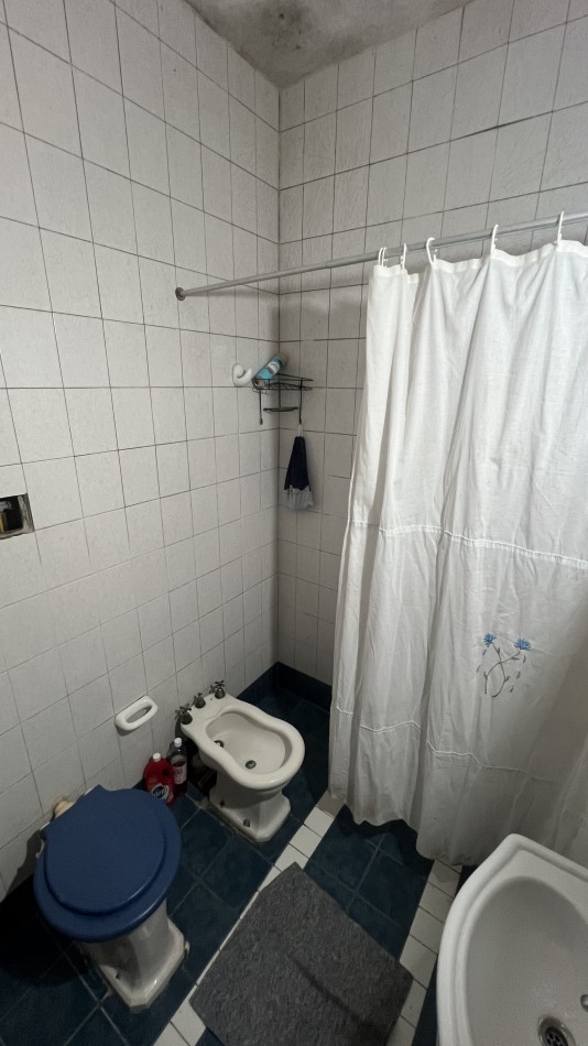 Increible casa en venta en Alberti 2600 2 dorm